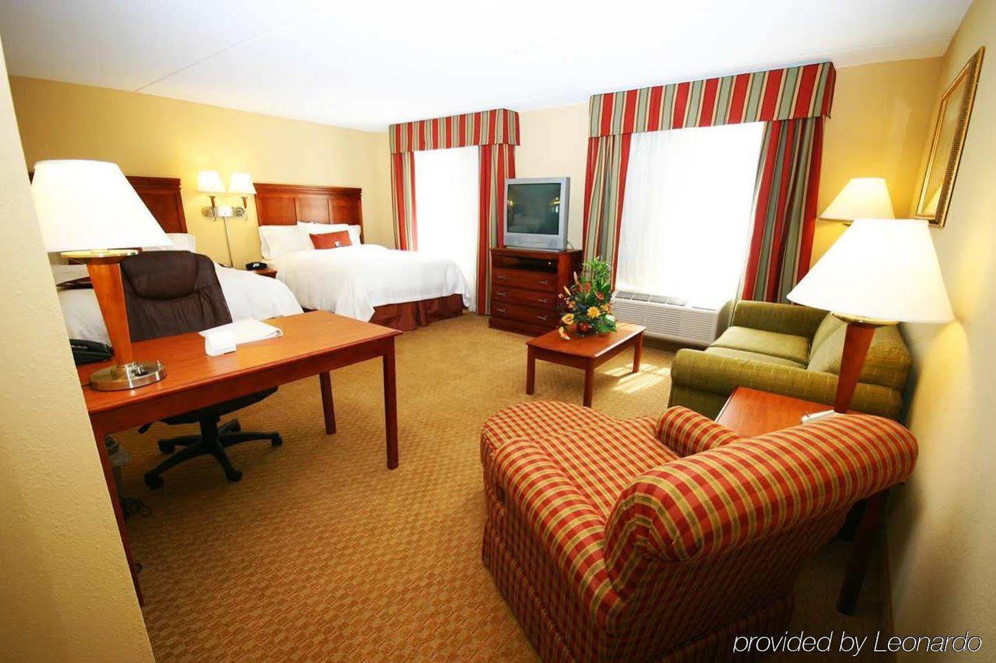 Hampton Inn & Suites Williamsburg Historic District Eksteriør billede